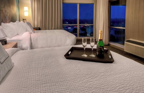 East Garden City Hotel | Courtyard Westbury Long Island
