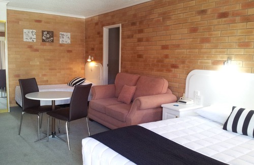 Inverell Hotel | Cousins Motor Inn