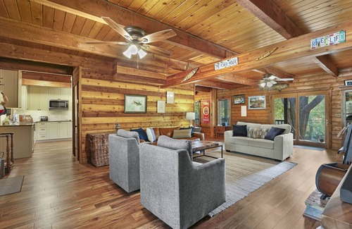 Martindale House | Cousins River Sanctuary I 3BR , sleeps 6, Hot tub
