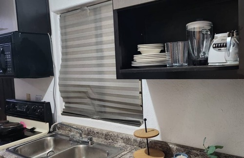 Tijuana House | Cousy 1 Bed- 1 Bath House - 20 min from San Ysidro, Ideal for Single or Couple.