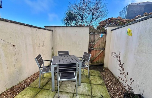 Hele Apartment | Cove Apartment - 3 Bed Sea View