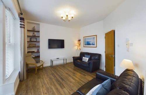 Hele Apartment | Cove Apartment - 3 Bed Sea View