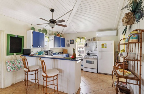 Gregory Town House | Cove House Ocean Front. It's close to everything Eleuthera has to offer