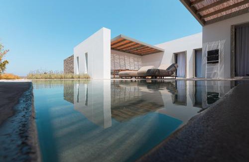 Naousa Hotel | Cove Paros