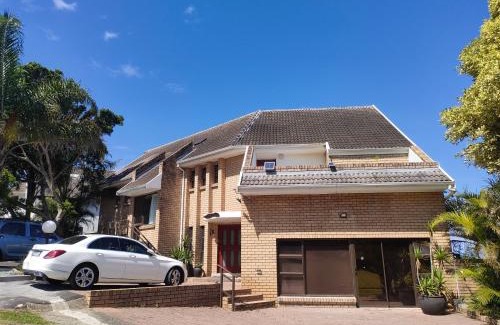 East London House | Cove Rock Stay