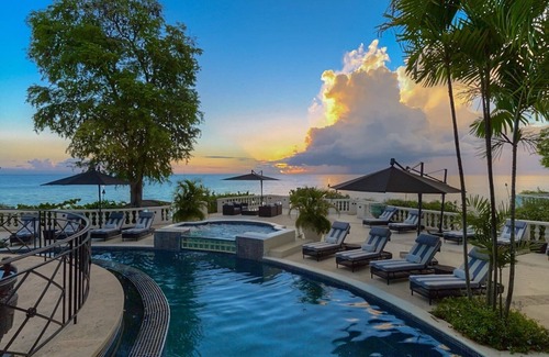 The Garden Villa | Cove Spring House by Fantasia Villas
