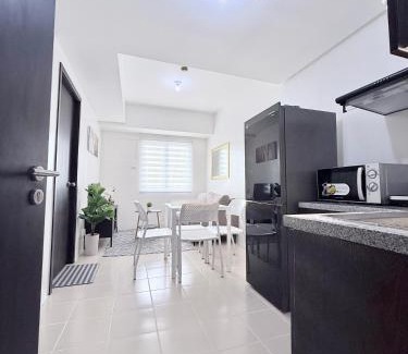 Santa Mesa Apartment | Covent Garden Condominium
