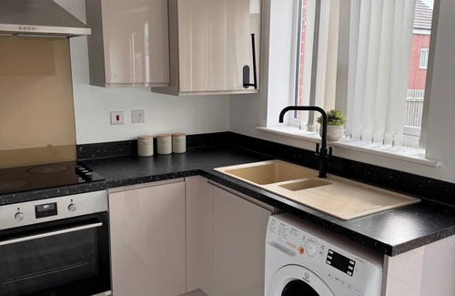 Coventry House | Coventry Chic City House - 3 Beds