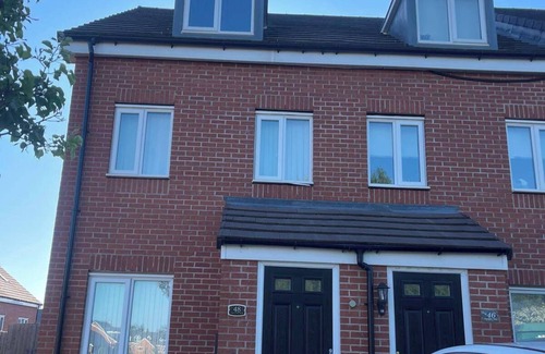 Coventry House | Coventry Chic City House - 3 Beds