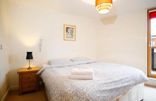 Coventry City Centre Apartment | Coventry Home