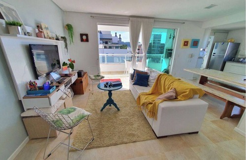 Governador Celso Ramos Apartment | COVERAGE FOR 8 PEOPLE + BEACH PALMS 250 SEA BEACH