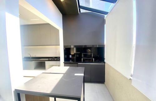 Ingleses Centro Apartment | Coverage in the English language