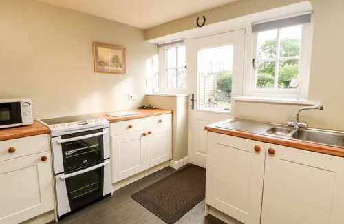 Leyburn Cottage | COVERDALE COTTAGE, family friendly in Carlton-In-Coverdale
