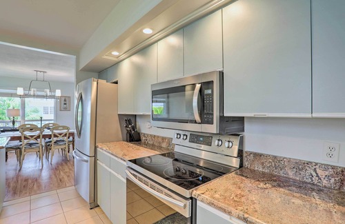 Bradenton Beach House | Covered Deck & Bay Views: Bradenton Beach Abode!