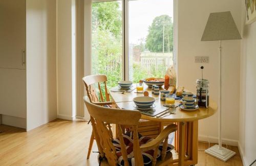 Diss House | Covert Cottage