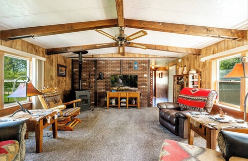 Sheridan House | Cow Camp Serene Rural Escape