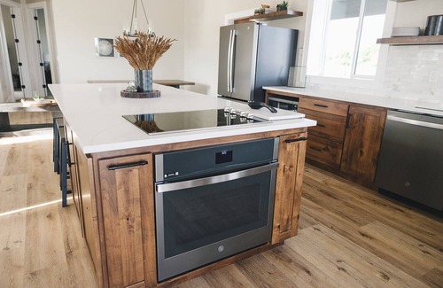 Preston Other | COW PALACE nExperience Rustic Charm and Tranquility at our Old Milk Barn.
