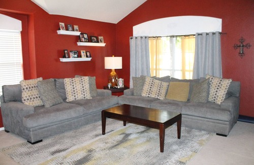 Saginaw House | CowBoy/State Fair Central!