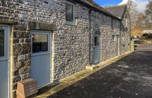 Litton House | Cowcroft - Uk45063