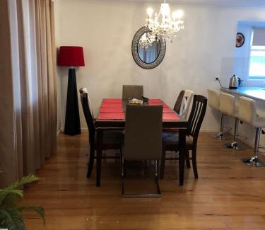 Cowes House | Cowes Holiday Haven - Property 1
