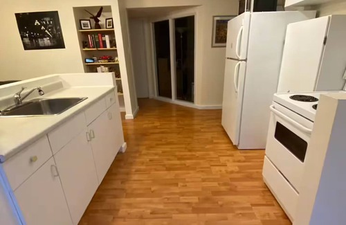 Cowichan Bay Apartment | Cowichan Bay Private Entrance 1-Bdrm Suite Quiet