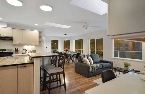 Youbou House | Cowichan Lake Manor S