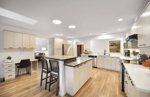 Youbou House | Cowichan Lake Manor S