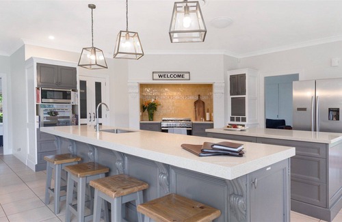 Wongawilli House | Cowley House - Luxury oasis
