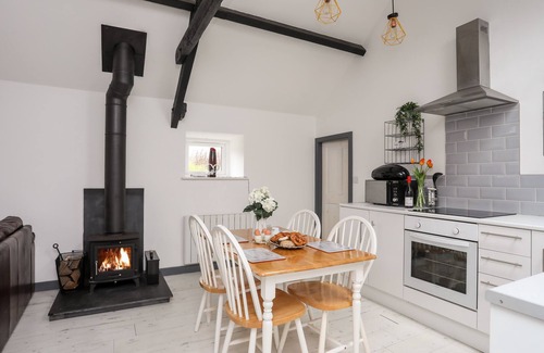 Mynytho House | COWSHED, pet friendly, country holiday cottage in Abersoch