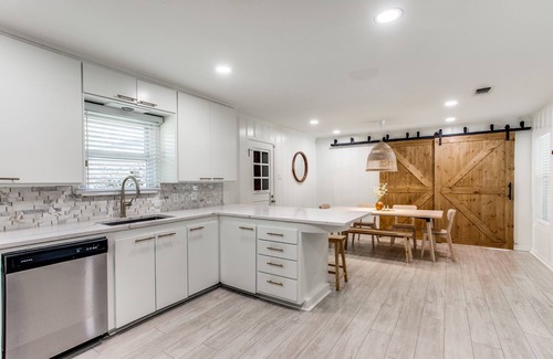 Fort Worth House | Cowtown Oasis w/Gated Pool, Huge Backyard, BBQ!