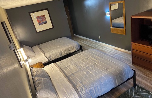 Limon Hotel | Coyote East Motel