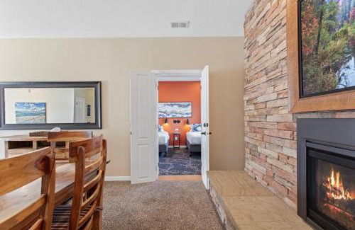 Estes Park Cabin | Coyote Mountain Lodge