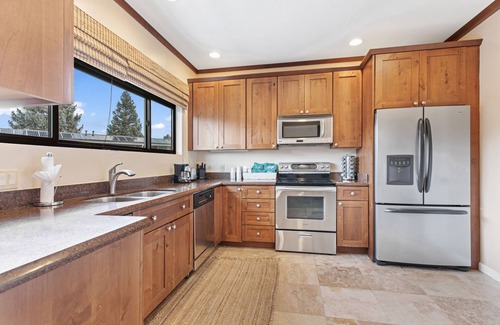 Estes Park Cabin | Coyote Mountain Lodge
