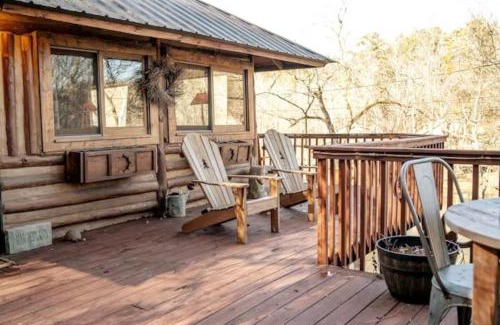 Eureka Springs House | Coyotes Rest Lake Lucerne 8