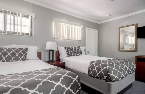 Riverview House | Cozy Private Room with Bath| Sleeps 4| Free parking