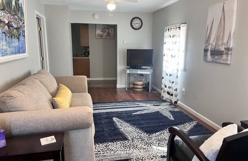 White Lake House | Cozy 2 bedroom house.within a hour to Lakes, Music venues, Historic Frankenmuth
