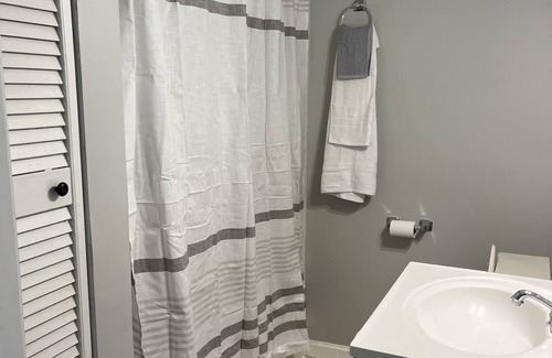White Lake House | Cozy 2 bedroom house.within a hour to Lakes, Music venues, Historic Frankenmuth