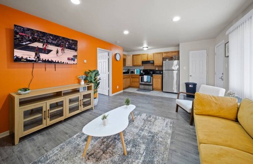 Ferndale Apartment | Cozy 1 Bd Apt minutes walking downtown Ferndale