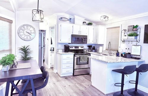 Lake Havasu City House | Cozy 1-Bdr Park Model Home on the Island