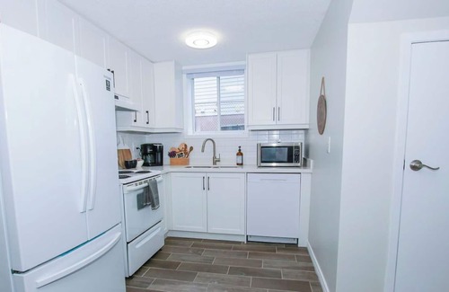 Tay House | Cozy 1 bdrm home mins to Georgian Bay