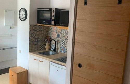 Les Esserts Apartment | Cozy 1-Bed Apartment, Sleeps 4, Close to Slopes and Shops, Morillon 1100