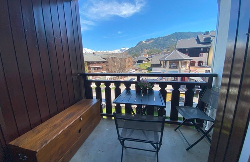 Les Esserts Apartment | Cozy 1-Bed Apartment, Sleeps 4, Close to Slopes and Shops, Morillon 1100