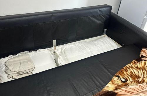 Cranford Apartment | Cozy 1 Bed Apt Sleeps 4 with Garden Views