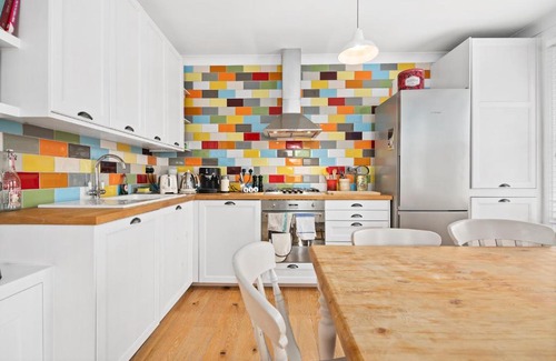 Victoria Apartment | Cozy 1 Bed Flat near Victoria Park Village for 2 people