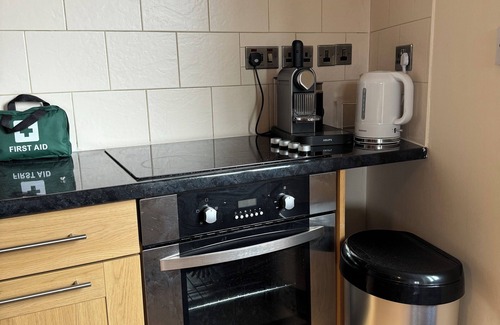 Penylan House | Cozy 1 bed Near city centre
