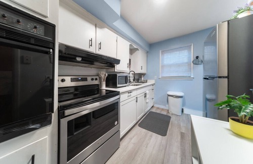 University Heights Apartment | Cozy 1 bedroom apartment in University Heights