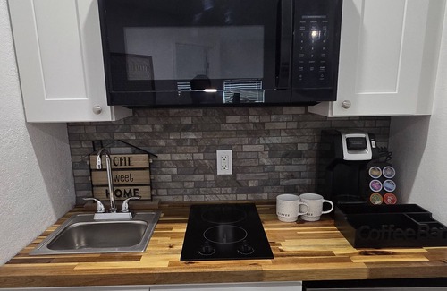 Altamonte Springs Apartment | Cozy 1-bedroom apartment with WiFi, and amenities in charming Altamonte Springs