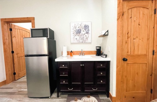 Shattuck House | Cozy 1 Bedroom, 1 Bath Inn in the heart of Shattuck, Oklahoma!