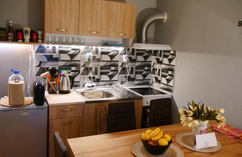 Radnevo Apartment | Cozy 1-bedroom apartment in charming Polski Gradets with WiFi, AC