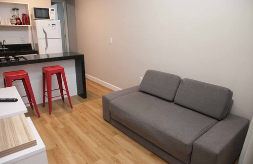 Jardim Camburi Apartment | Cozy 1 bedroom apartment with air conditioning in Jardim Camburi
